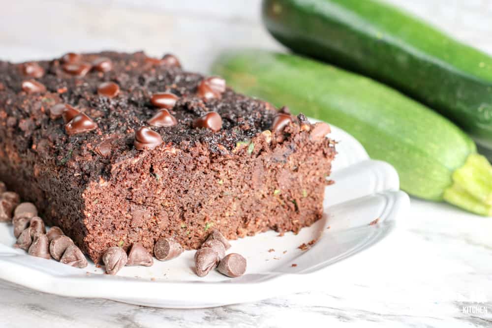 Imagen de pan de calabacín con chocolate bajo en carbohidratos