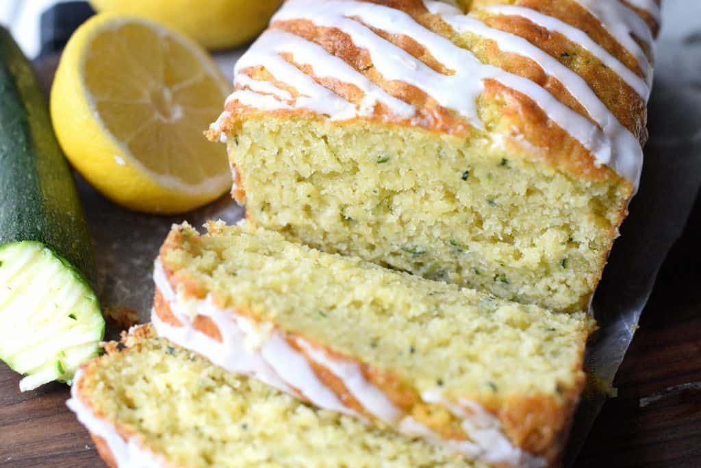 pan de calabacín con limón