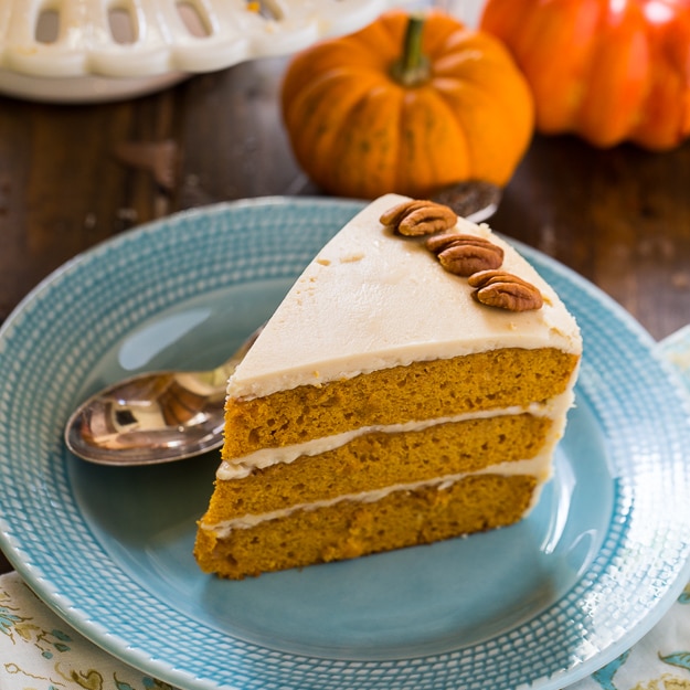 Tarta De Calabaza De Caramelo Con Cobertura De Caramelo