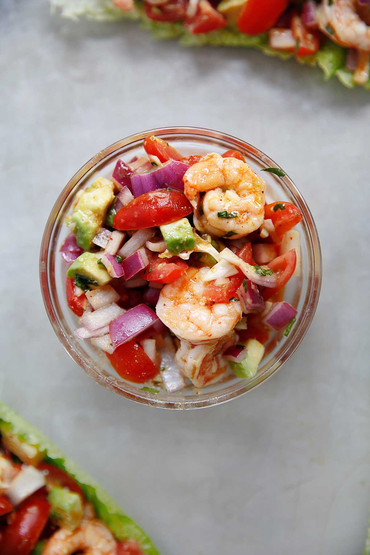 Ensalada de gambas en tarro de cristal