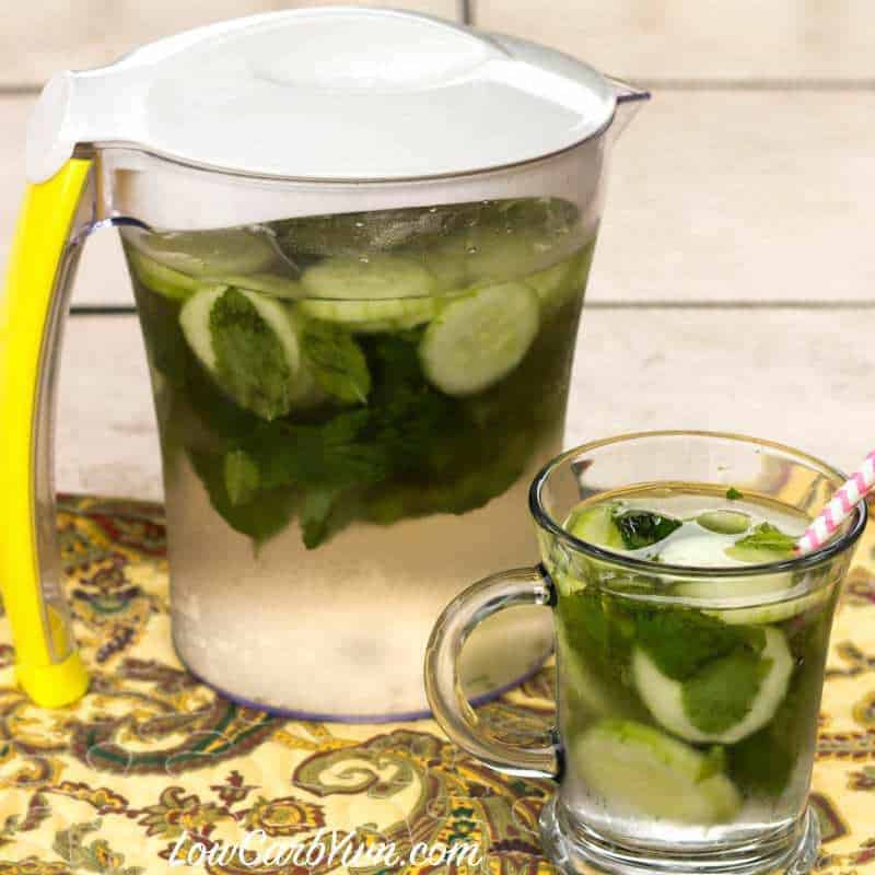 Cómo Hacer Agua Infusionada Con Menta Y Pepino - Cocina Facil