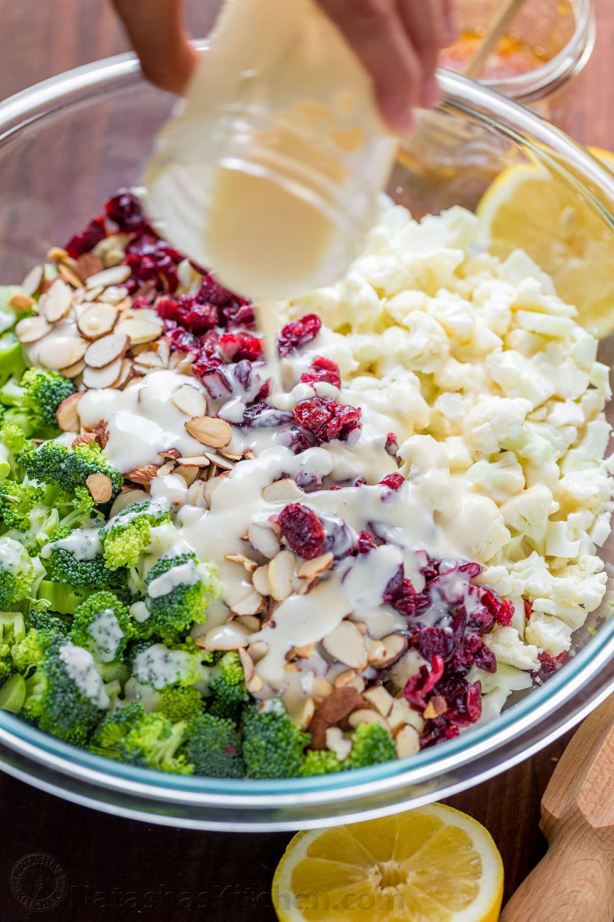 Receta De Ensalada Cremosa De Brócoli (VIDEO) - Cocina Facil