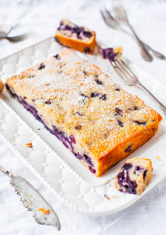 Pastel de panqueques con muffin de suero de leche y arándanos - Receta en averiecooks.com