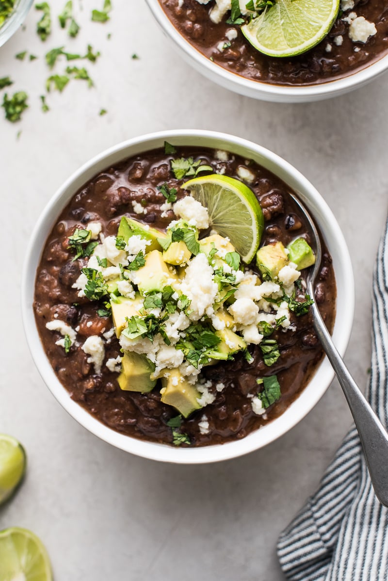 Receta Fácil De Sopa De Frijoles Negros - Cocina Facil